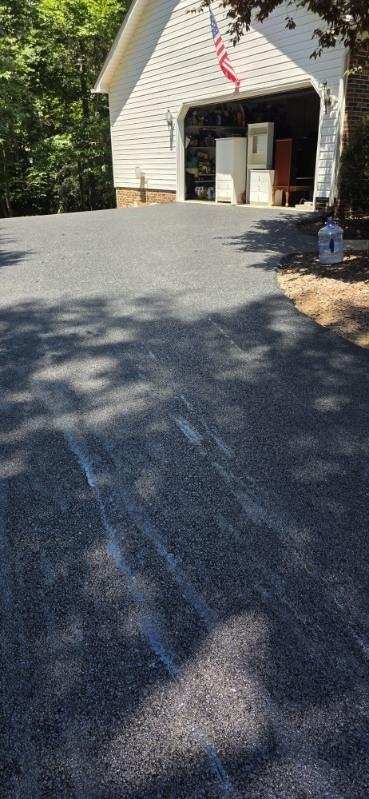 Curved Driveway — Ground-Level Views, La Plata, MD — photo 3